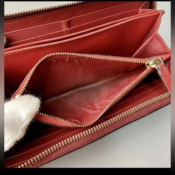 Valentino Rockstud Long Zip Around Wallet - Picture 6 of 10